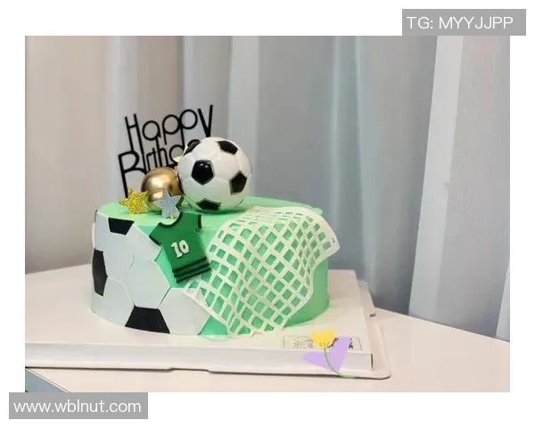 足球明星主题蛋糕的创意设计与制作技巧分享